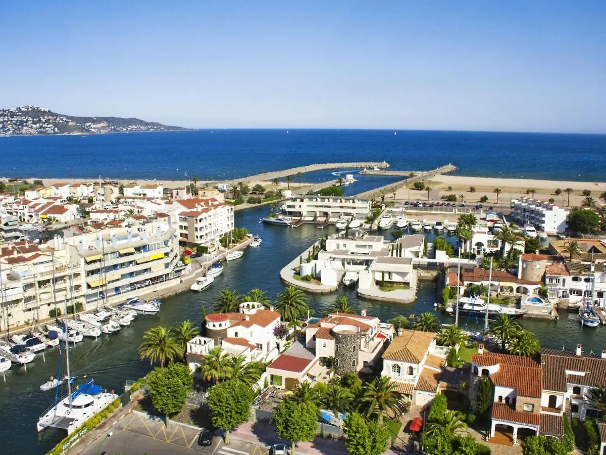 Apartment Port Mistral Empuriabrava